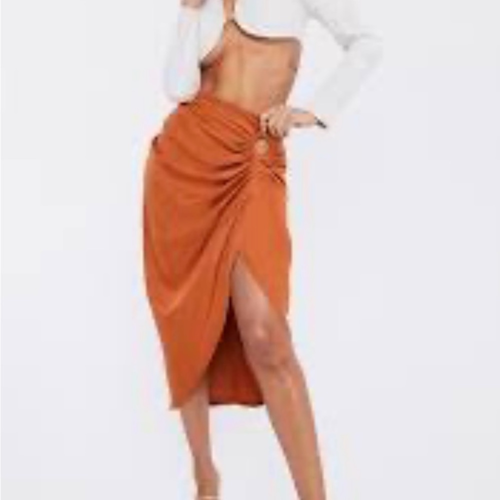 Pretty Little Things Rust O-Ring Draped Skirt. Size US4 or UK8. NWT.